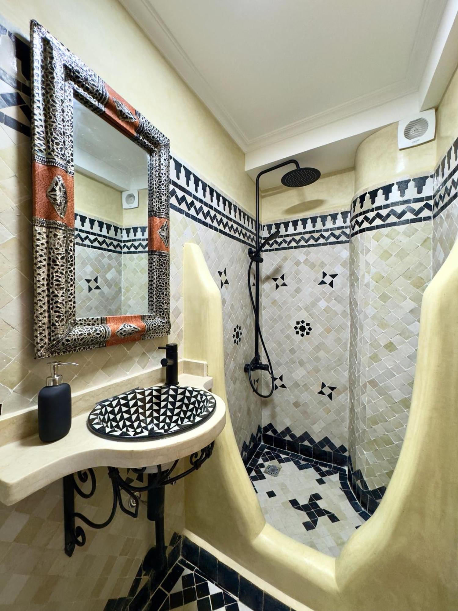 Dar Md Hotel Chefchaouen Exterior photo